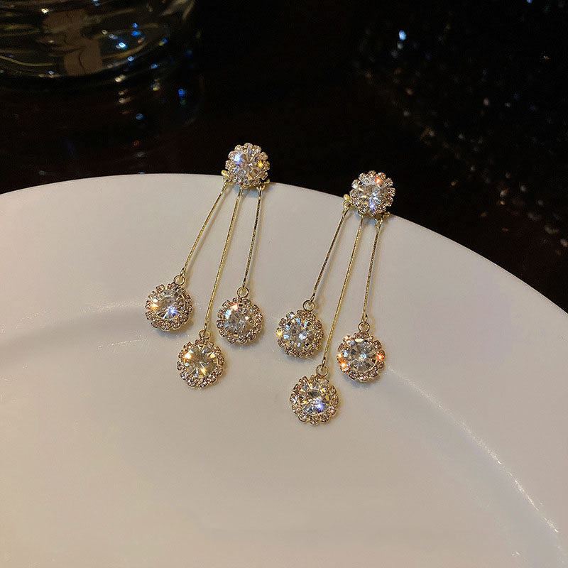 Round Diamond Earrings