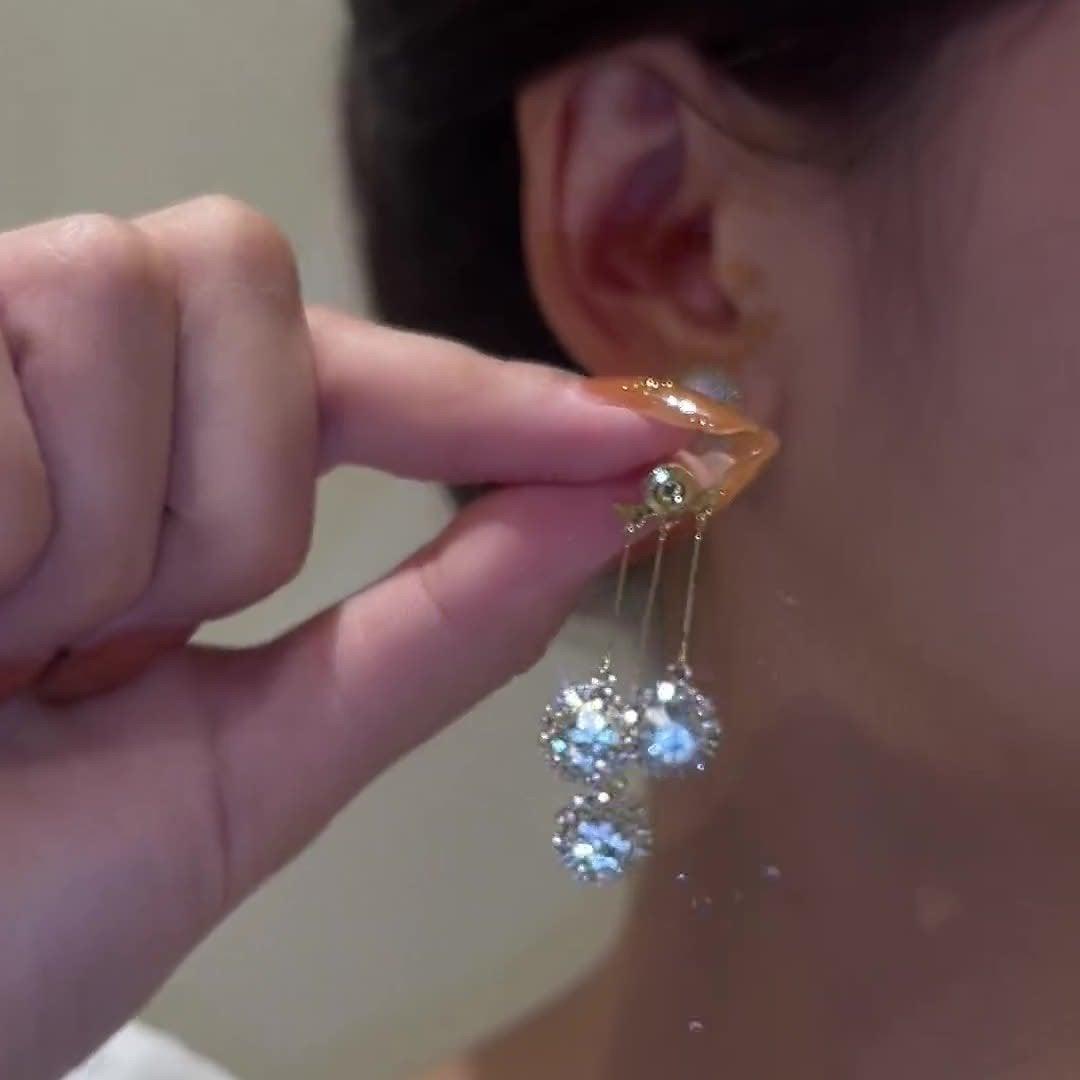 Round Diamond Earrings