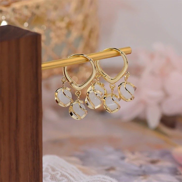 Cat‘s Eye Opals Drop Earrings