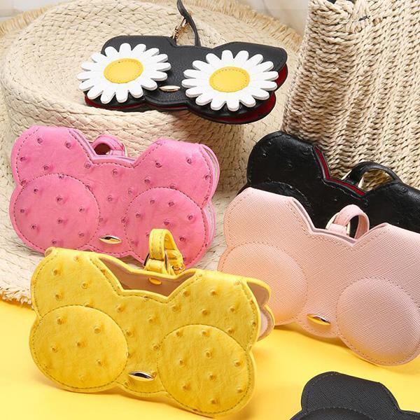 PORTABLE CARTOON SUNGLASSES CASE HOLDER