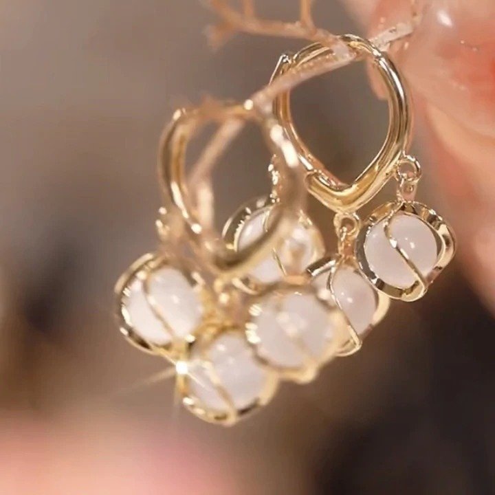 Cat‘s Eye Opals Drop Earrings