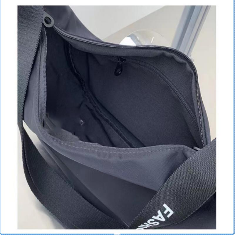 Waterproof Crescent Bag(50% OFF)