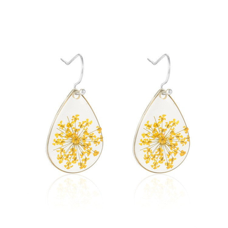 Preserved flower earrings