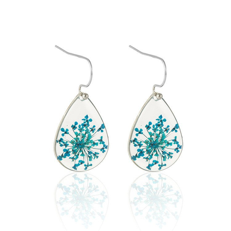 Preserved flower earrings