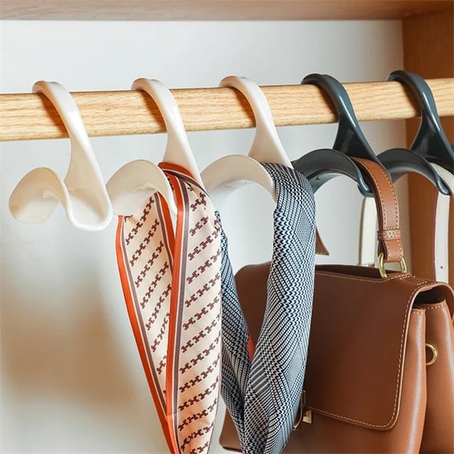 Creative Arc Wardrobe Bag Hook( Buy 1 Get 1 Free)