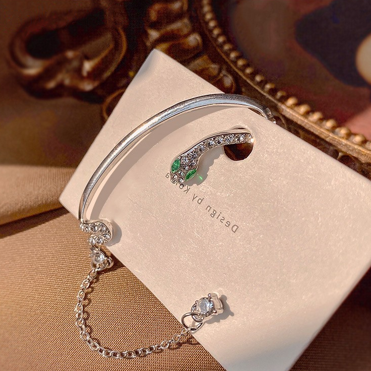 Novel Snake-Shape Earrings