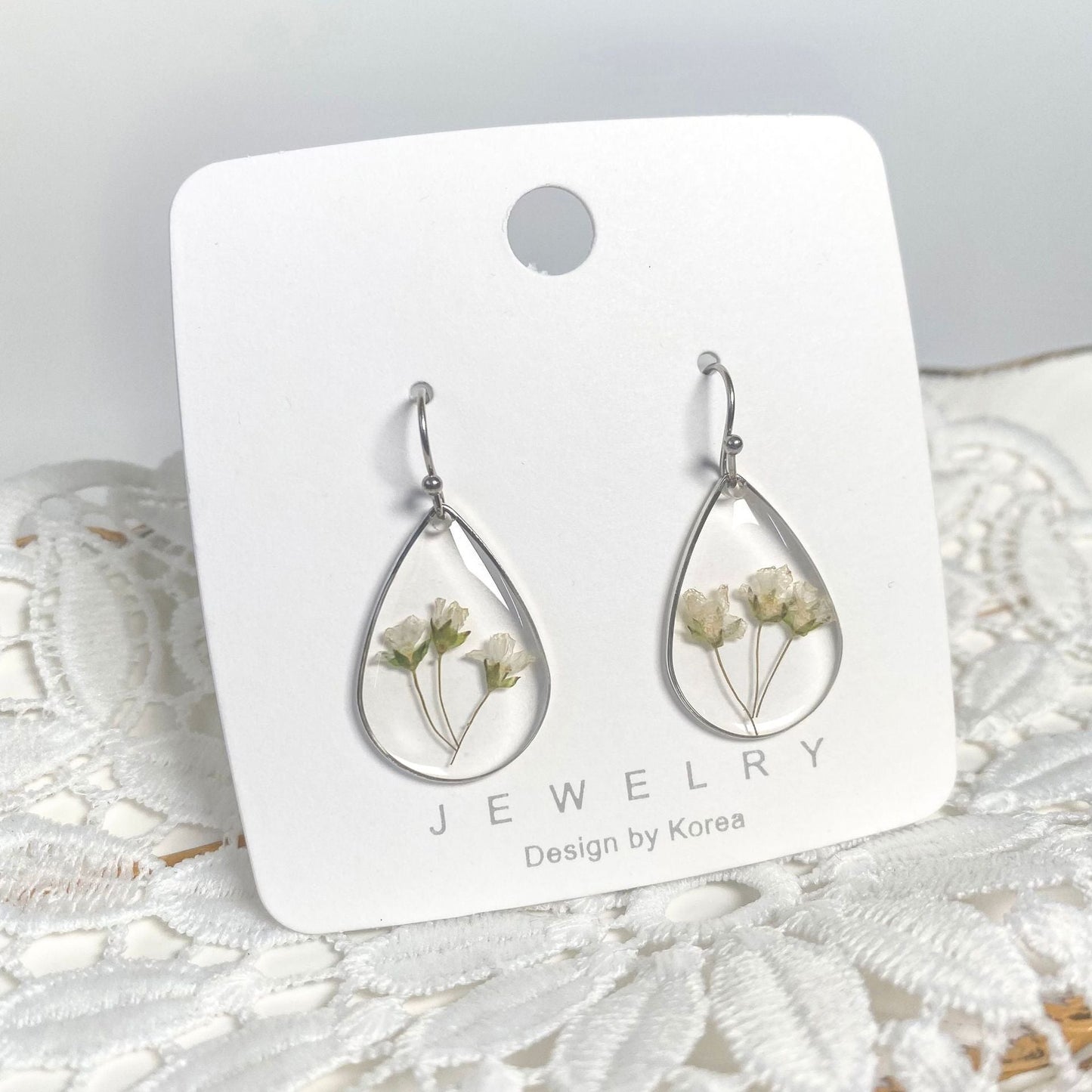 Preserved flower earrings