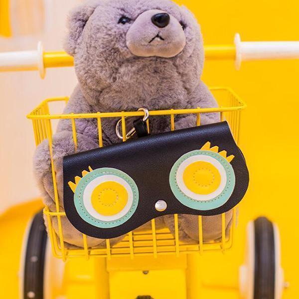 PORTABLE CARTOON SUNGLASSES CASE HOLDER