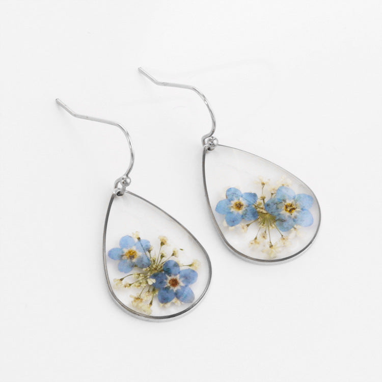 Preserved flower earrings