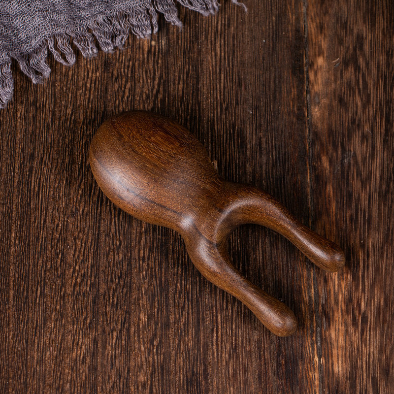 Sandalwood Natural Facial Massager