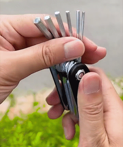 Portable Multifunctional Folding Screwdriver