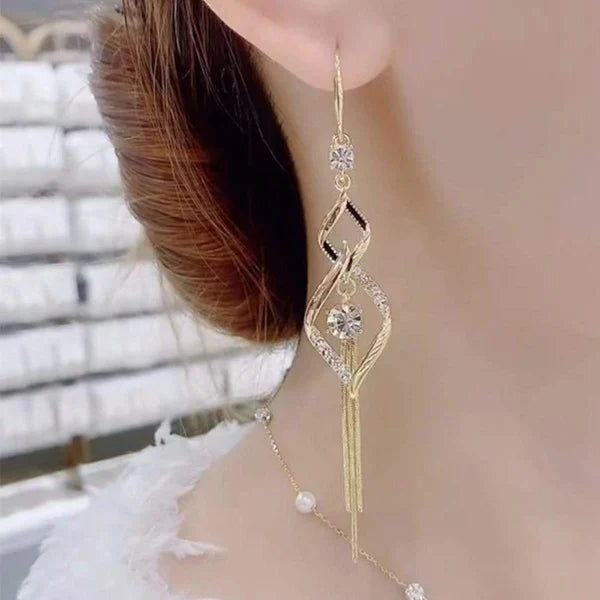 Interlocking Geometric Diamond Tassel Earrings